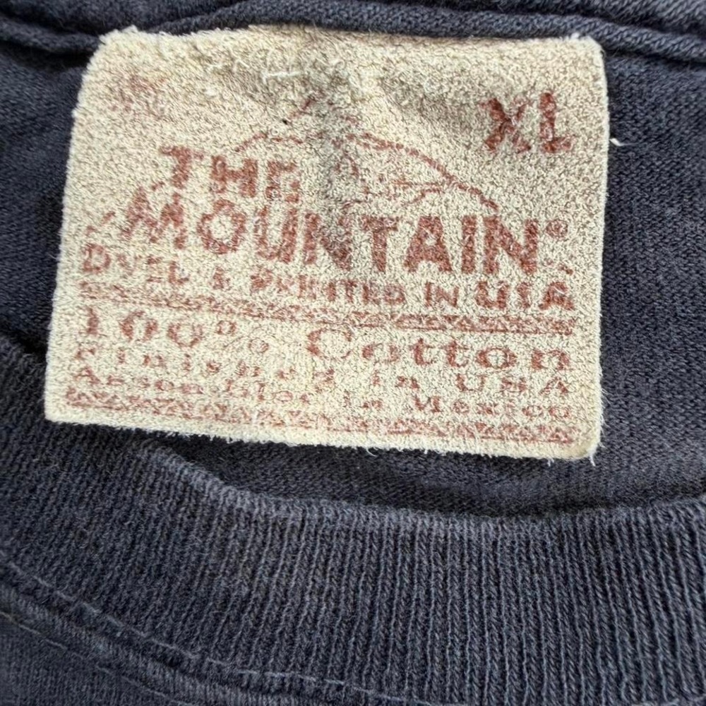 The Mountain Vintage 2002 Wolf T-Shirt XL - Picture 4 of 4